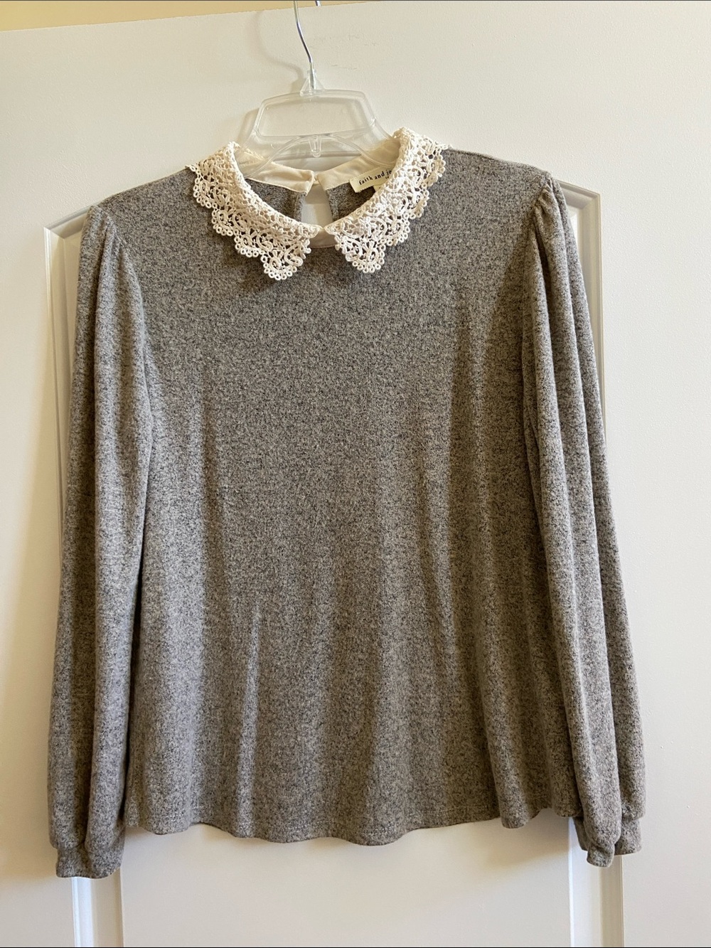 Faith and Joy Gray Long-Sleeve Top with Lace Peter Pan Collar Size S